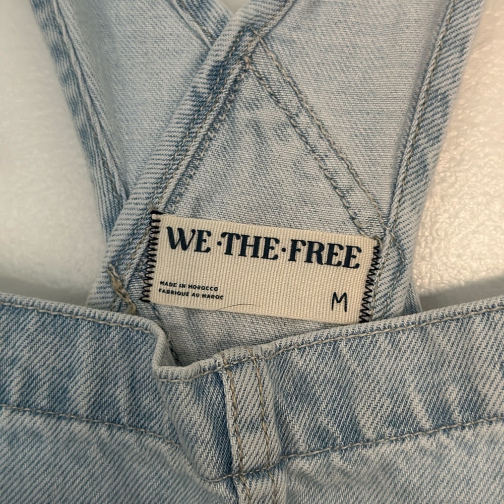 We The Free Light Ziggy Shortalls. Light Wash denim. Never worn